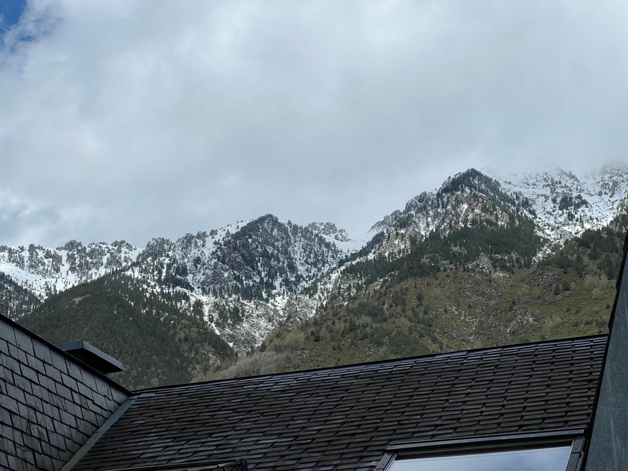 Casa La Muga Appartement Benasque Buitenkant foto